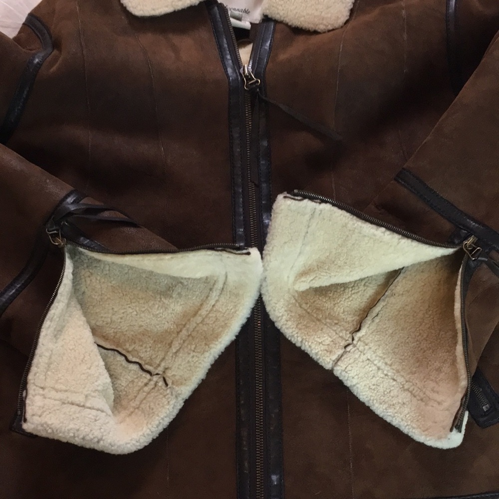 FACONNABLE | Women's Genuine Shearling Bomber Jacket - Picture 16 of 17